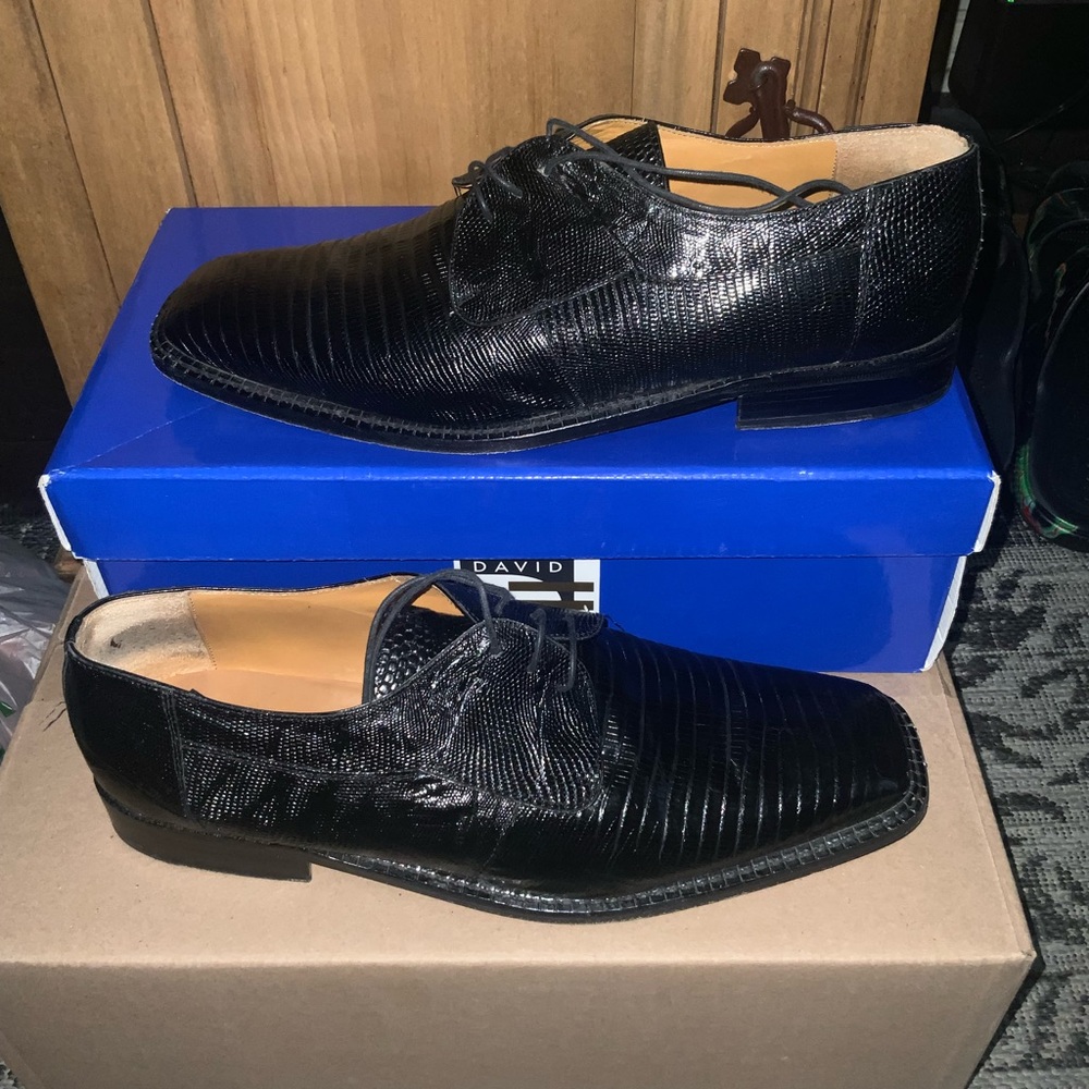 Retro dress shoe